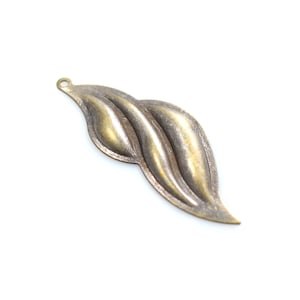 Antique Brass Leaf Shape Charms -   1 Hole Findings ,  0.5 x 16 x 44 mm