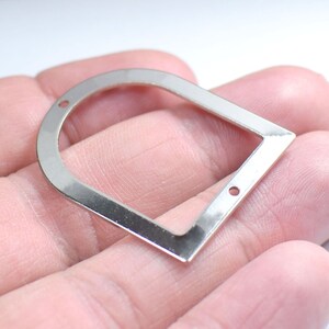 0.8 x 28 x 35 mm,  Silver Tone  D Shape Charms - 2  Hole
