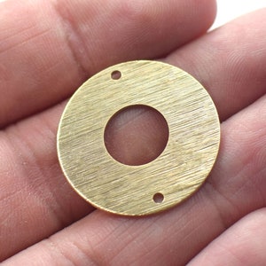0,8 x 25 mm , Raw Brass Getextureerde Ronde Ring Disc Bevindingen - 2 Hole