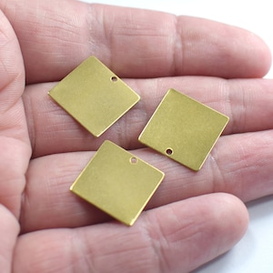 0.5 x 16 x 16 mm , Raw Brass  Square Shape Stamping Blanks  - 1 Hole