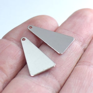 0.5 x 11 x 20 mm ,  Silver  Triangle  Shape Charms -  1 Hole