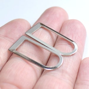 0.8 x 13 x 30 mm,  Silver Tone  D Shape Charms ( No Hole )