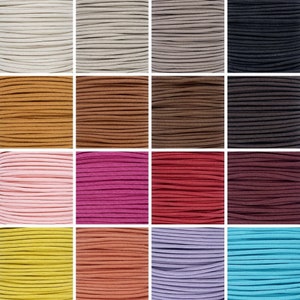 Peut inclure: Une collection de 12 bobines de cordon ciré en coton de différentes couleurs, dont le blanc, le beige, le marron, le noir, le rose, le rouge, le violet, le jaune, l'orange, le bleu et le turquoise.