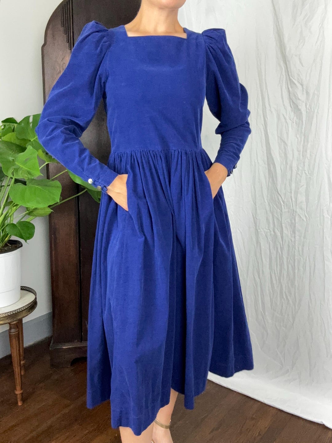 VIntage 1980s 80s Laura Ashley Cottagecore Corduroy Dress / US 6 / UK 8 - XS/S