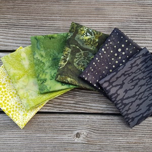 12,66 EUR /m Small Batik Bundle/ Fat Quater Bundle NO 2 , je 50 x 52 cm 6 ST. /insgesamt 1,5 m Stoff zdjęcie 1