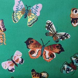 Nathalie Lete voor Conservatory Craft - Free Spirit, "Een lente in Parijs" de Papillons -0,5 x 1,10 m