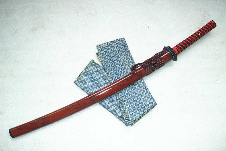 Wooden Samurai Katana Sword w Scabbard Cosplay Video Game Weapon