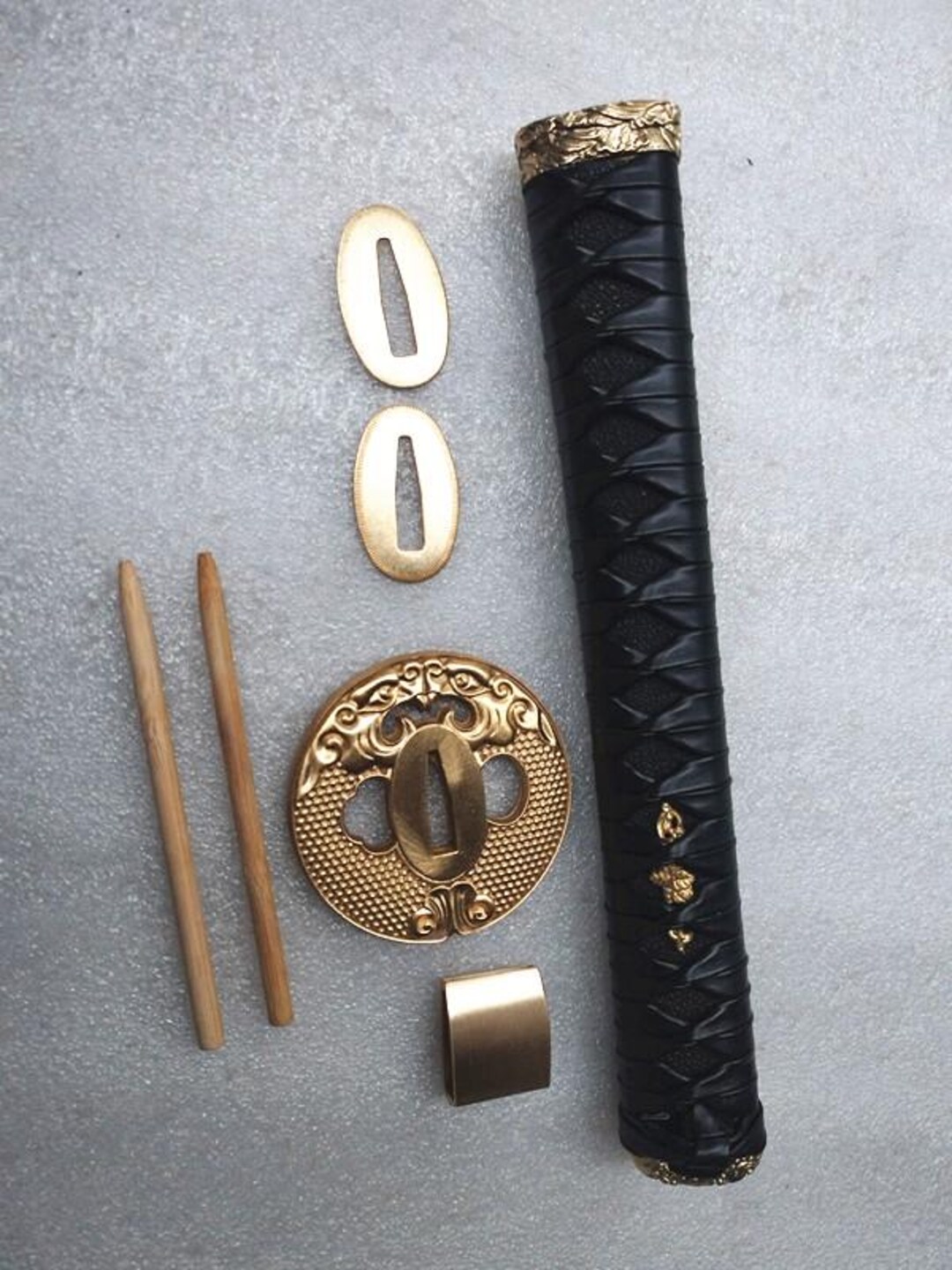 Poignée Tsuka Pour Sabre Japonais – Katana / Wakizashi – Corde Tressée – Fabriqué En Chine
