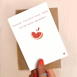 cartão principal dos namorados do aperto | Querida | Bonito | Não é sentimental | Dia V | Amor | Namorada | Namorado | Vendo | Parceiro | Marido | FFB | Amor | LY