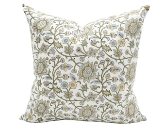 Copricuscino di design in lino verde chiaro e blu su bianco sporco, copricuscino blu e verde, cuscino boho, cuscino da fattoria, cuscino floreale