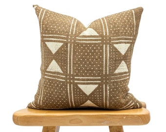 Vintage Mudcloth Pillow Cover, Authentic Throw Pillow, Tan Beige Pillow, Cushion Cover, African Pillow, Handwoven, Size 18x18