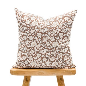 Floral Pillow Cover in Warm brown and tan, Floral Pillow cover, Boho Pillow, Decorative Throw Pillow for Fall, Farmhouse Pillow