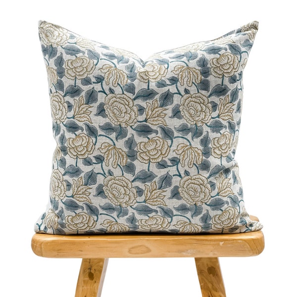 Designer Floral Teal Blue mit Senf auf natürlichem Leinen Kissenbezug, Teal Kissenbezug, Dekoratives Dekokissen, Floraler Kissenbezug