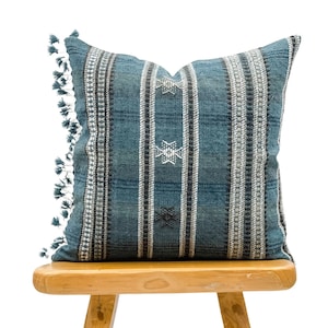 Vintage Indian Wool Pillow Cover, Teal Blue Wool Pillow, Dark blue Pillow Cover, Farmhouse pillow, High End pillow, Blue striped pillow