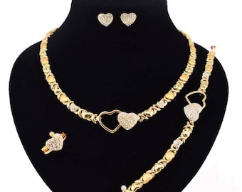 siri light weight jewellery