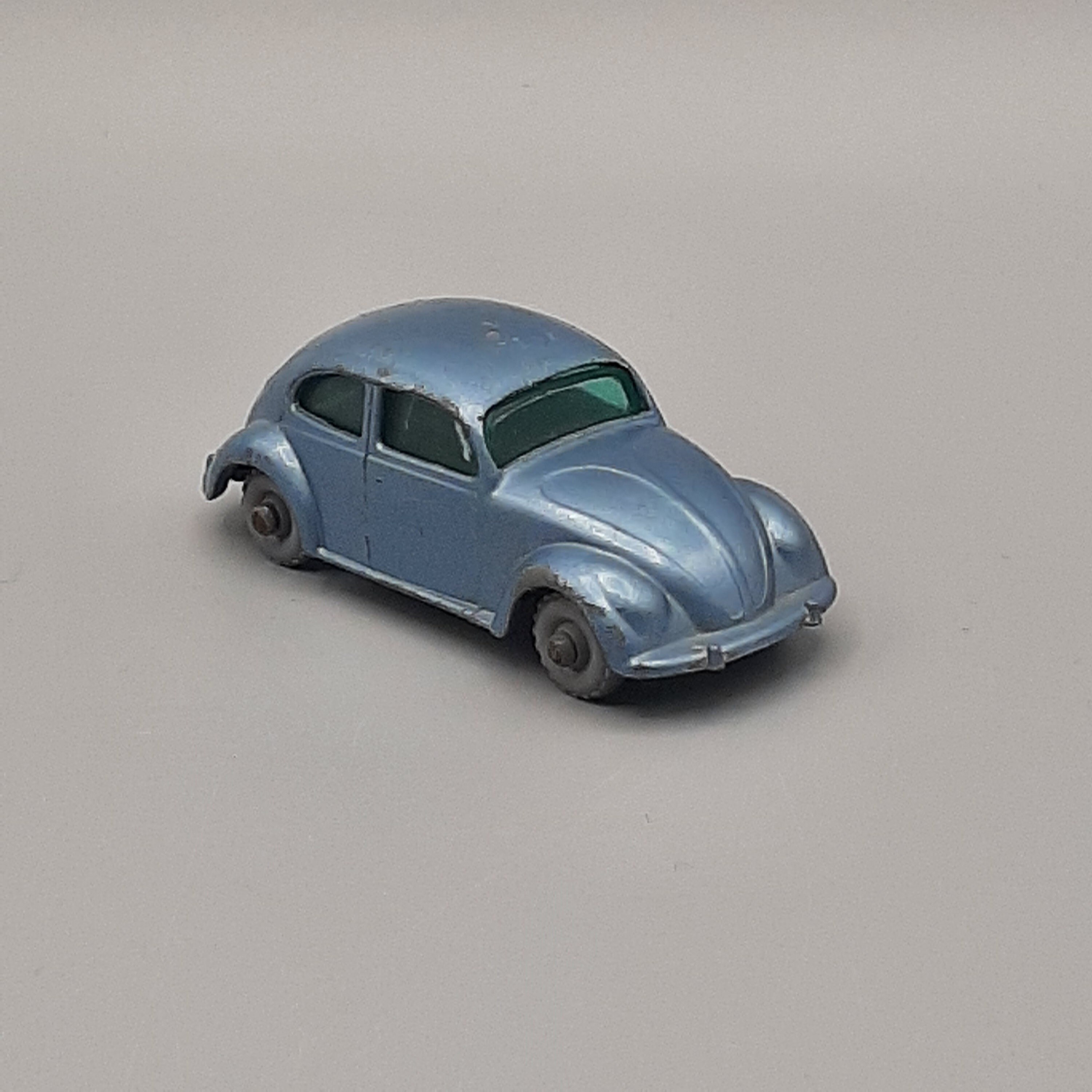 25b Volkswagen 1200 Beetle Grey Plastic Tyres 