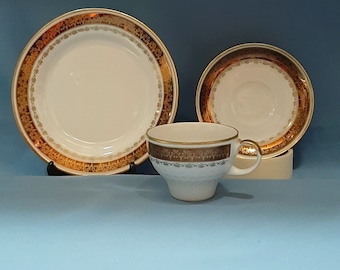 Vintage Sammeltasse Kahla GDR schöner Golddekor DDR um 1965