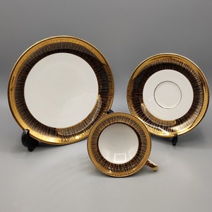 Hutschenreuther Hohenberg Goldrand Collector&#39;s Cup Top