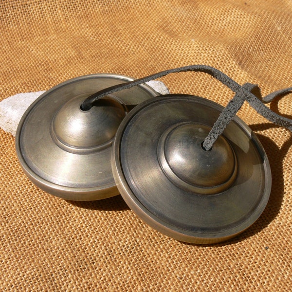 Tingsha, cymbales de méditation tibétaines, Népal