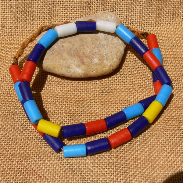 Ethnic necklace of multi-colored glass beads in the shape of a tube for Men or Women, Folk necklace, From Nepal.