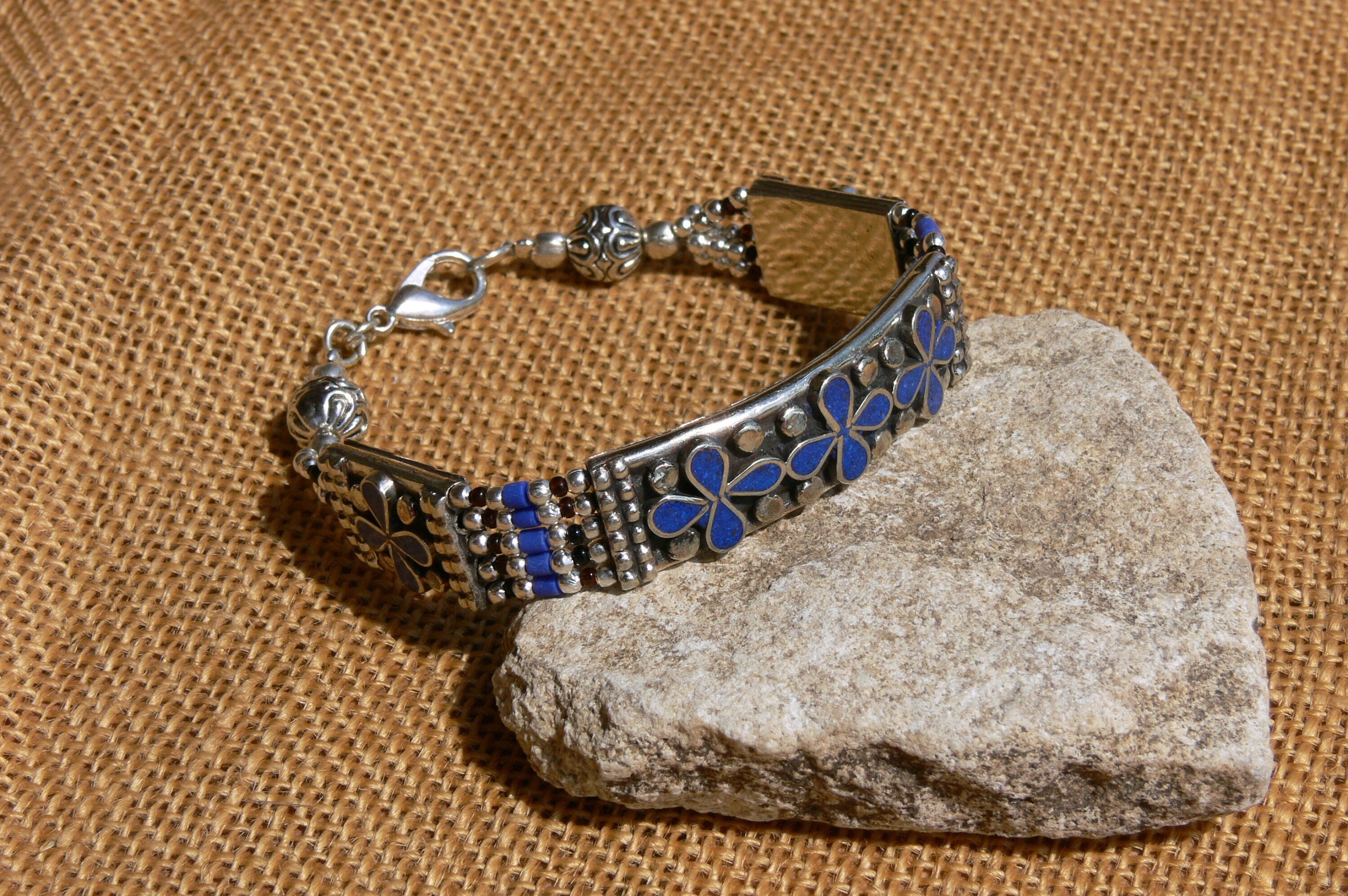 Bracelet perle d'ambre sur élastique B001 : Bijoux ambre et argent pas cher, minéraux, améthyste, quartz rose