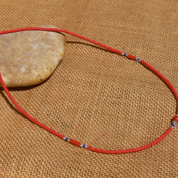 Choker-Halskette mit feinen Korallen- und Lapislazuli-Steinen, elegante ethnische Halskette für Damen oder Herren, Nepal