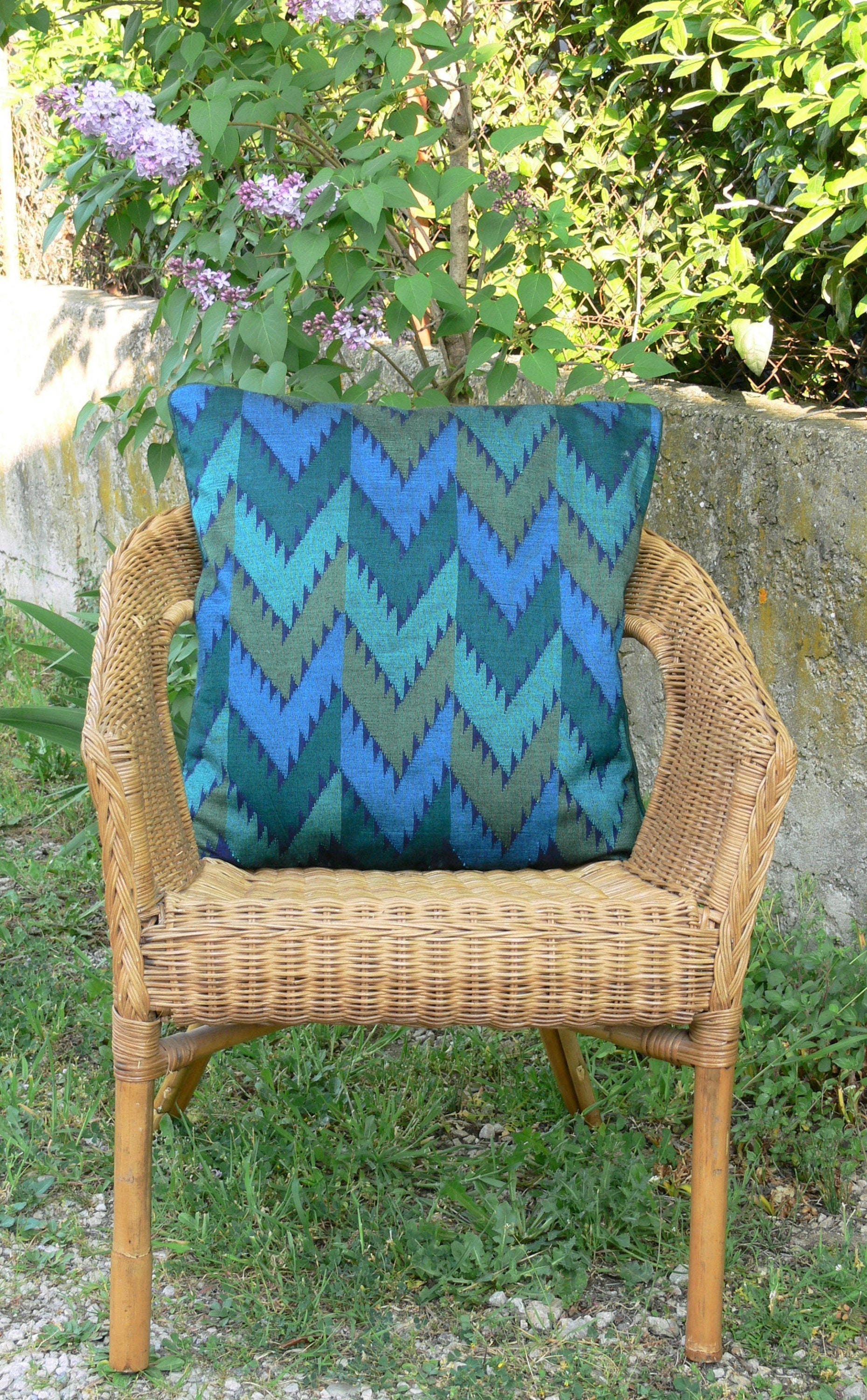 Superbe Housse de Coussin 50x50cm 100% Coton, Tissé Main, Bleue, en Dhaka Tissu Traditionnel Népalai