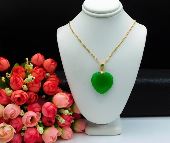 Heart jade necklaces deals