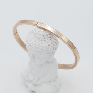 Elegant, narrow bangle/bracelet - rose gold-plated stainless steel