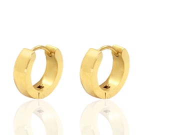 Earrings: Hoop earrings in gold-plated stainless steel, 13 mm in diameter