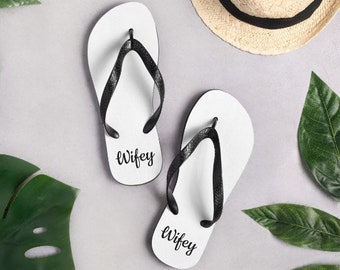 Couple Flip-Flops/ Sandals - Hubby ~ WifeyGift for Wedding