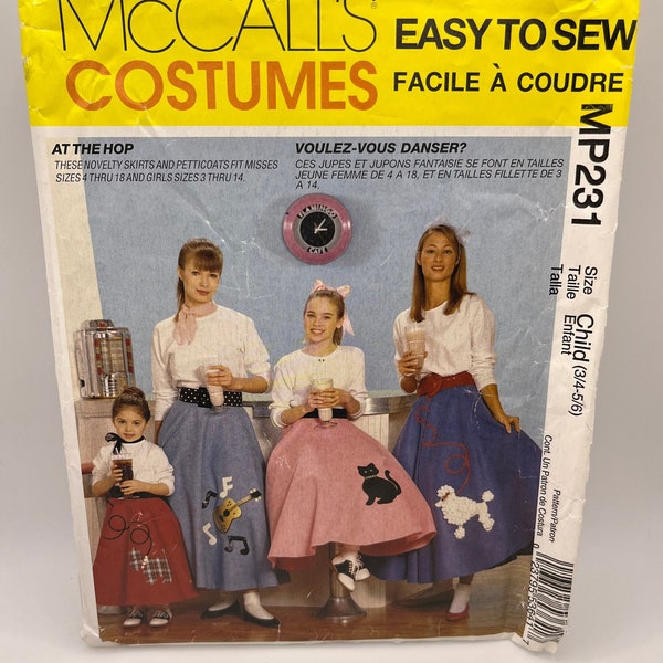 Vintage McCalls Kostüme Muster MP231 Pull-on-Rock (Pudel-Shirt) und Petticoat Größe Kind 3/4-5/6 CUT bei 5/6