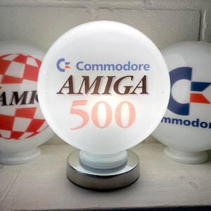 Commodore Amiga 500 Computer Retro Lamp Globe, Retro Computing Desk Lamp, Amiga Computer Games
