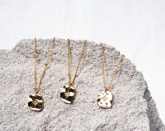 18K Gold Chain Starburst Pendant Boho Medallion Women Vintage inspired Layer necklace Dainty Ancient Greek jewelry Signet Gifts for Her