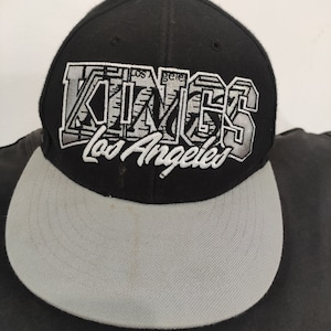 Sacramento Kings Vintage 90s All Black Stretch Fit One Size 