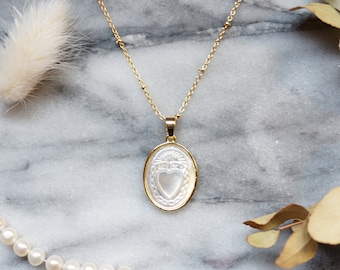 Sacred Heart Mother of Pearl Dainty Necklace