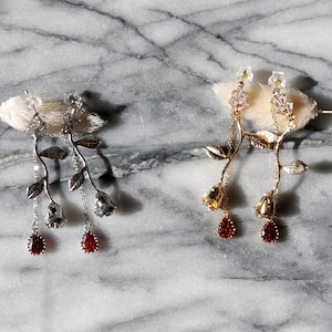 EMILY Rose and Blood Drop Dangle 2-weg oorbellen / goud, zilver dieprode druppeloorbellen