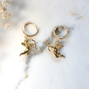 CUPID 18k vergulde Cherub Angel Chunky Huggies/ Hoop Earrings