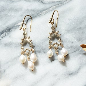 EDWINA Filigree Teardrop Freshwater Pearl Earrings / Bridal Pear Earrings