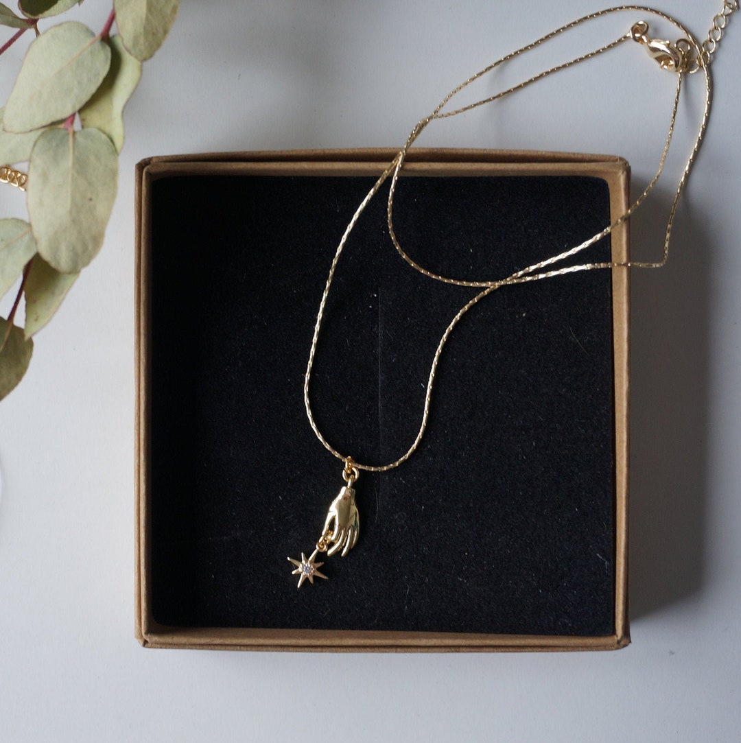 Dainty Gold/Silver Tarot Hand and Star Necklace