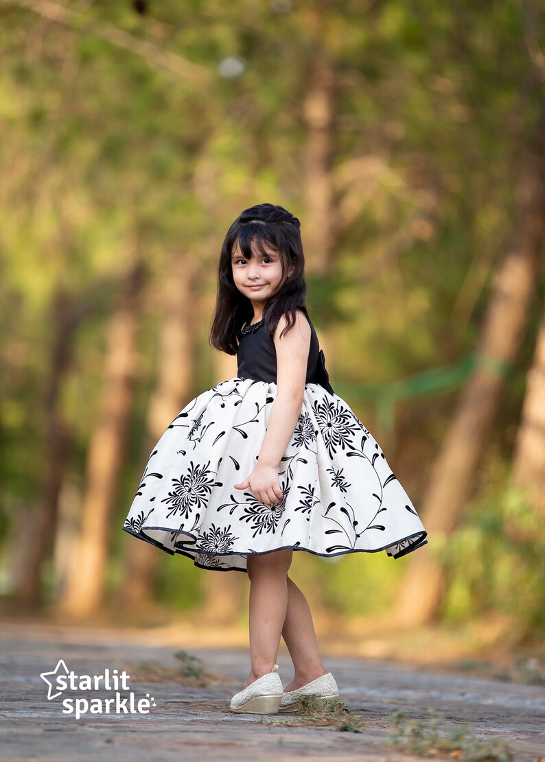 GirlsToddler Black and Beige dress