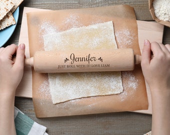Personalised Rolling Pin Wooden Embossed, Engraved Baking Gift For Mom, Perfect For Housewarming, Birthday, New Home & Anniversary