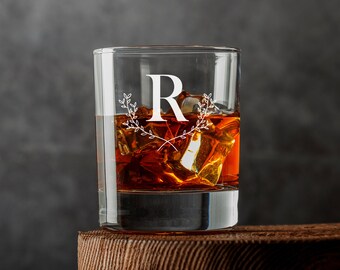 Verre de whisky personnalisé gravé, parfait pour la faveur de mariage, anniversaire, cadeau pour elle, garçons d’honneur, choisissez votre design de monogramme