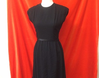 VTG 60s short sleeve sheath dress satin bow black small