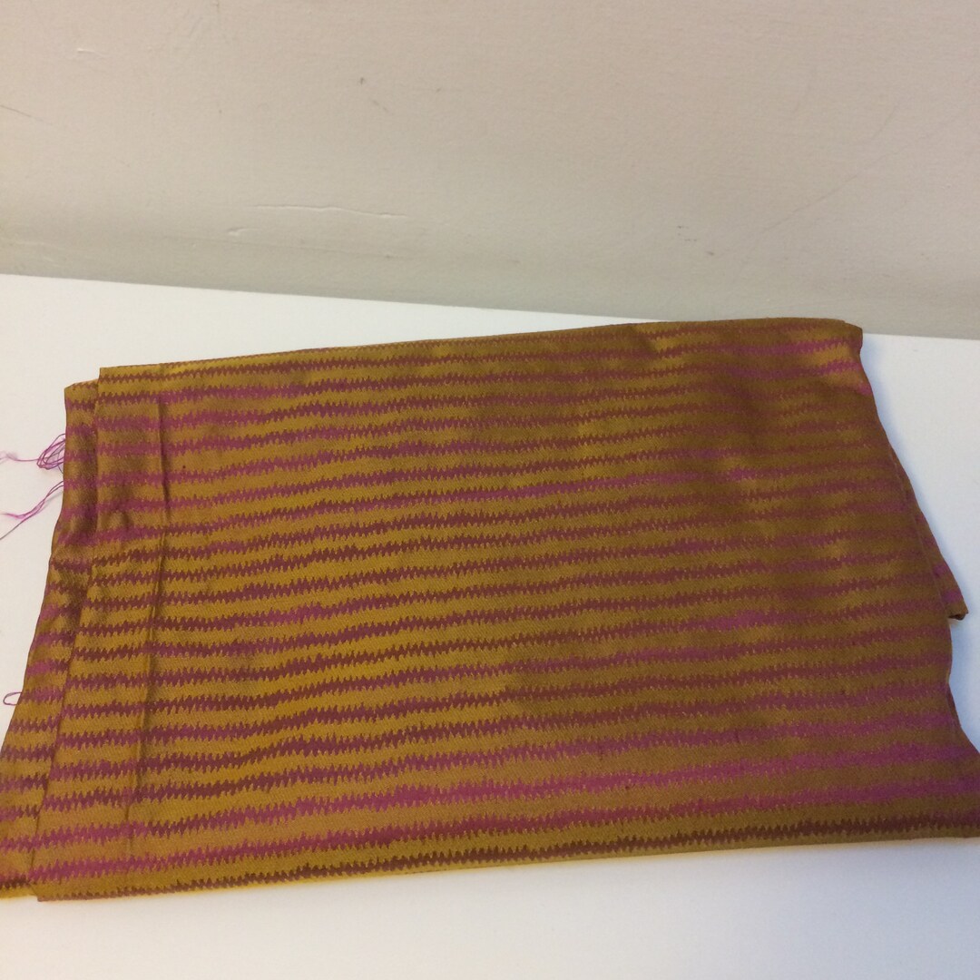 Donghia 2000s Zig Zag Stripe Silk Fabric Pink and Gold 3 Yds Etsy