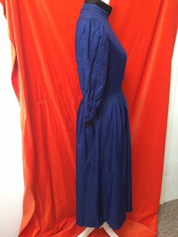 Kathryn Conover VTG 80s tea dress ruffle trim blu… - image 9