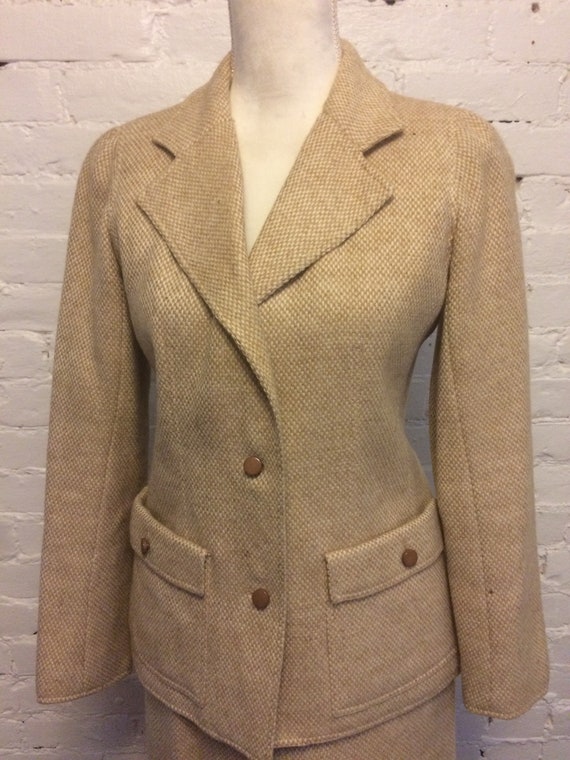 Courreges wool 70s skirt suit camel pink wool siz… - image 2