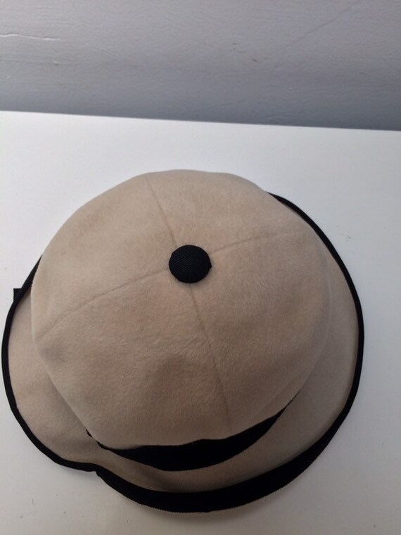 Adolfo white wool with black trim 70s cloche hat - image 4
