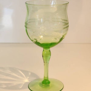 Antique Uranium Green Optic Glass Coupe Wine Drinking Glasses Set of 4