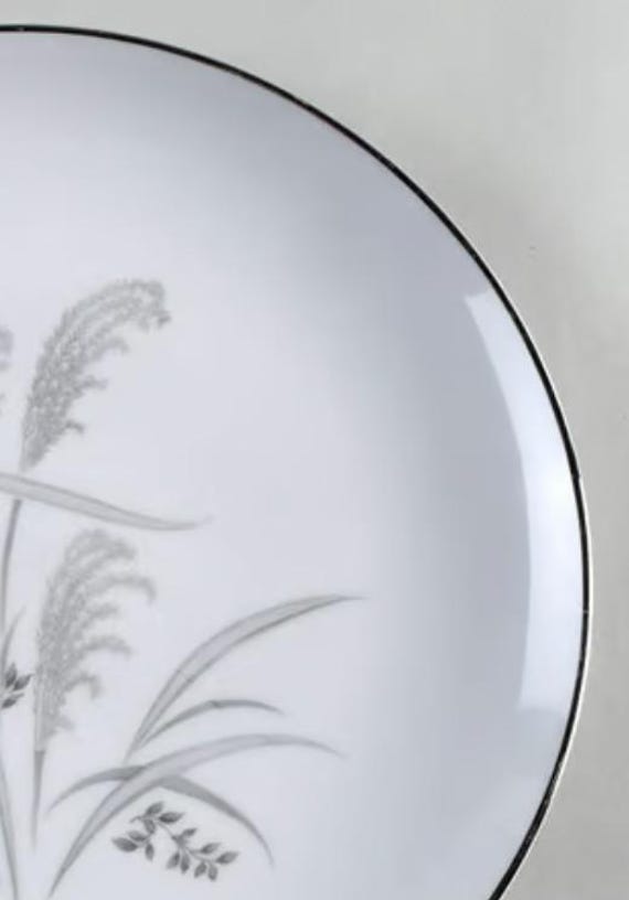 42 Piece Set • Place Setting • Silver Wheat by Wentworth Japan